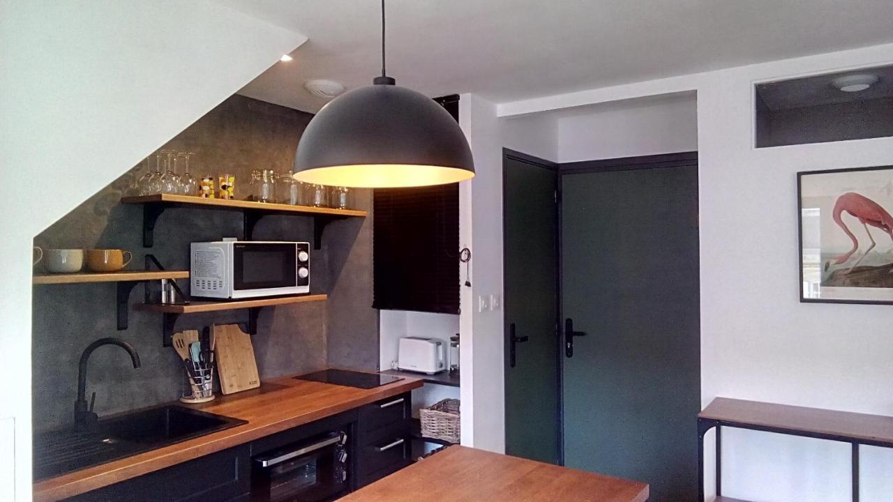 Les Appartements Du 31 - Centre Ville - 3E Etage - 35M2 Кемпер Экстерьер фото